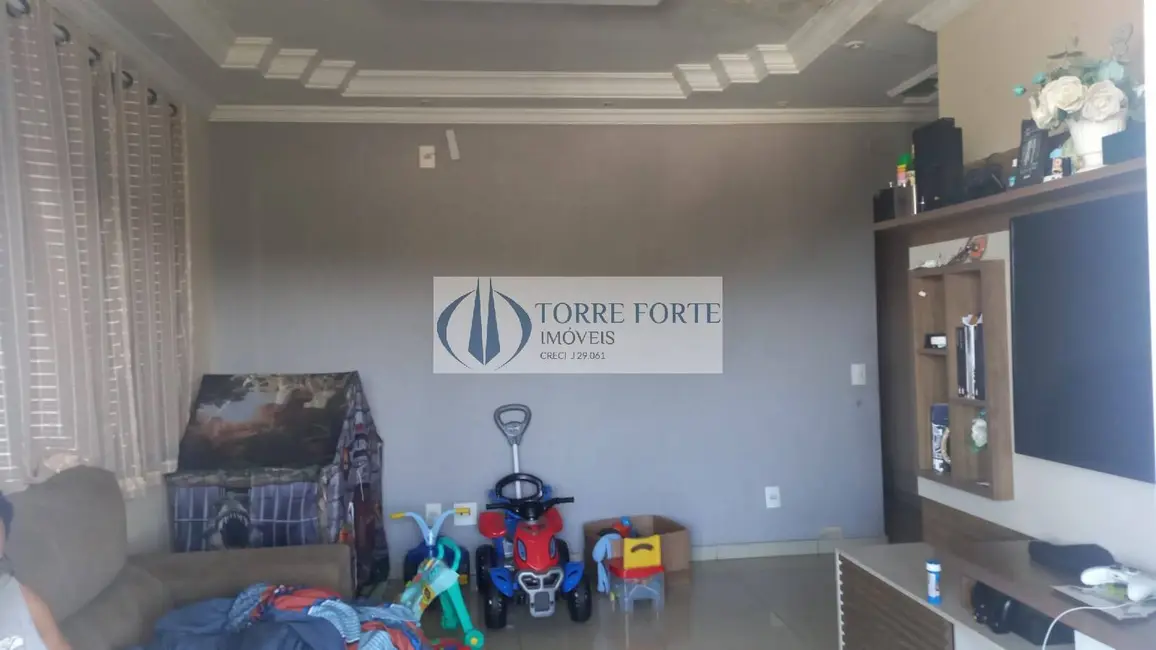 Foto 9 de Casa com 2 quartos à venda, 250m2 em Jardim Cruzeiro, Itapevi - SP