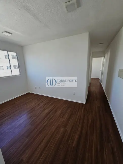Foto 2 de Apartamento com 2 quartos à venda, 41m2 em Conjunto Habitacional Santa Etelvina III, São Paulo - SP