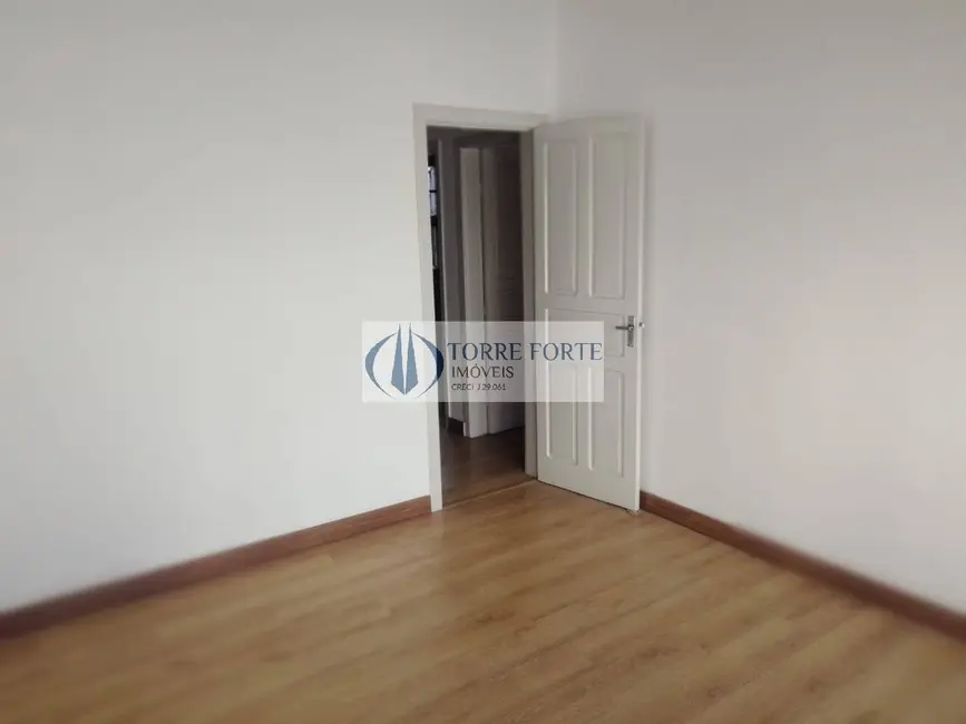 Casa com 3 quartos à venda, 199m2 em Parque São Domingos, São Paulo - SP - imagem 6 Foto 6 de Casa com 3 quartos à venda, 199m2 em Parque São Domingos, São Paulo - SP