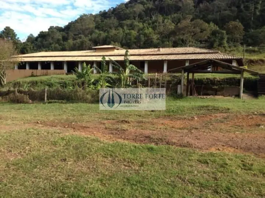 Chácara com 4 quartos à venda, 726000m2 em Joanopolis - SP - imagem 2 Foto 2 de Chácara com 4 quartos à venda, 726000m2 em Joanopolis - SP