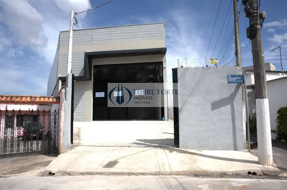 Foto 1 de Sala Comercial à venda, 637m2 em Nossa Senhora do Carmo, Aruja - SP