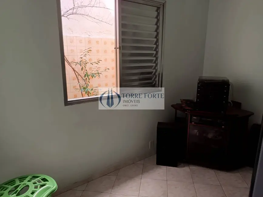 Foto 9 de Casa com 4 quartos à venda e para alugar, 150m2 em Jardim Vila Formosa, São Paulo - SP