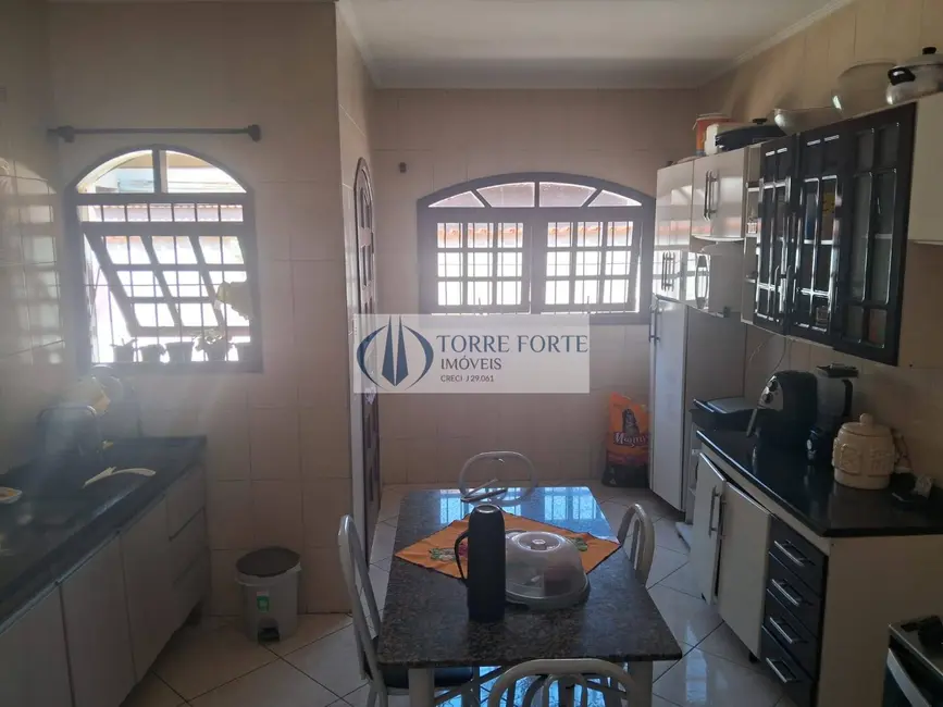 Foto 6 de Casa com 3 quartos à venda, 285m2 em Jardim Míriam, Suzano - SP