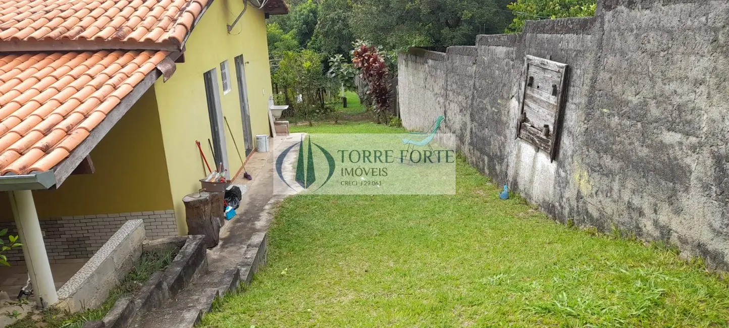 Foto 3 de Chácara com 3 quartos à venda, 120m2 em Sarapui - SP