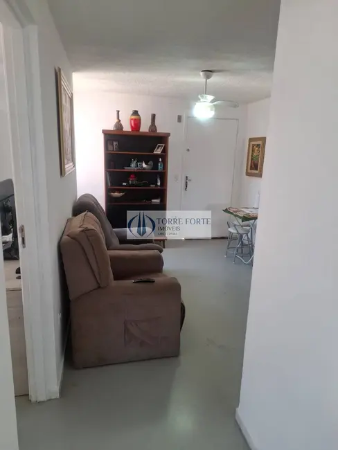 Foto 3 de Apartamento com 2 quartos à venda, 47m2 em Conjunto Residencial do Bosque, Mogi Das Cruzes - SP