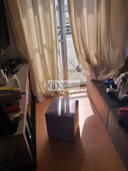 Foto 2 de Apartamento com 2 quartos à venda, 50m2 em Vila Mercês, Carapicuiba - SP