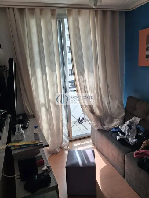 Foto 3 de Apartamento com 2 quartos à venda, 50m2 em Vila Mercês, Carapicuiba - SP