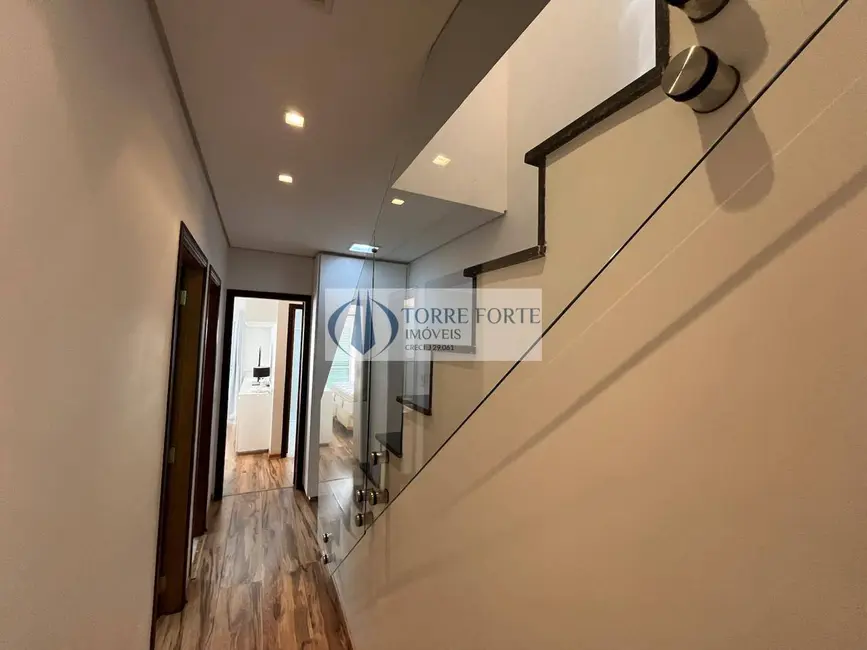 Foto 9 de Sobrado com 3 quartos à venda, 180m2 em Chácara Mafalda, São Paulo - SP