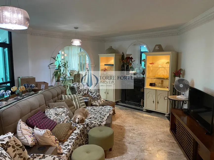 Apartamento com 3 quartos à venda, 230m2 em Pacaembu, São Paulo - SP - imagem 2 Foto 2 de Apartamento com 3 quartos à venda, 230m2 em Pacaembu, São Paulo - SP