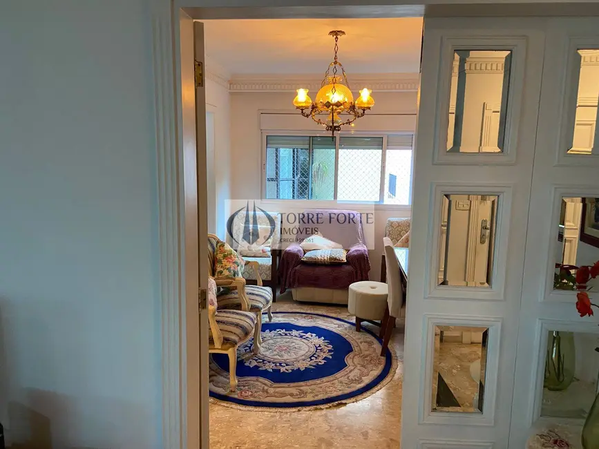 Apartamento com 3 quartos à venda, 230m2 em Pacaembu, São Paulo - SP - imagem 5 Foto 5 de Apartamento com 3 quartos à venda, 230m2 em Pacaembu, São Paulo - SP