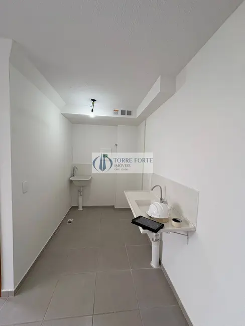 Foto 3 de Apartamento com 2 quartos à venda, 36m2 em Vila Antonieta, São Paulo - SP