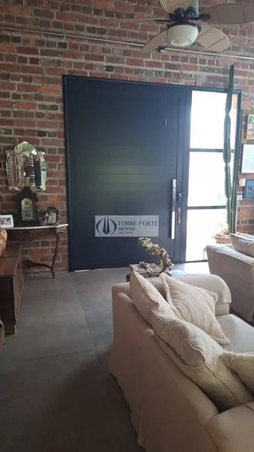 Foto 3 de Casa com 4 quartos à venda, 350m2 em Jardim Buru, Salto - SP