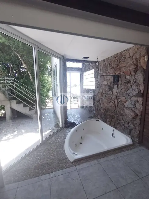 Foto 9 de Casa com 2 quartos à venda, 167m2 em Vila Firmiano Pinto, São Paulo - SP