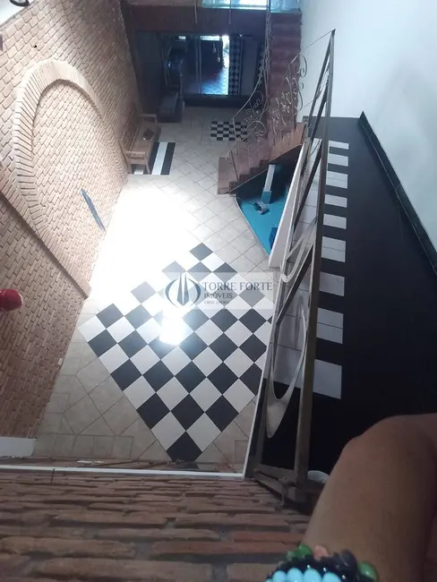 Foto 3 de Casa com 2 quartos à venda, 167m2 em Vila Firmiano Pinto, São Paulo - SP