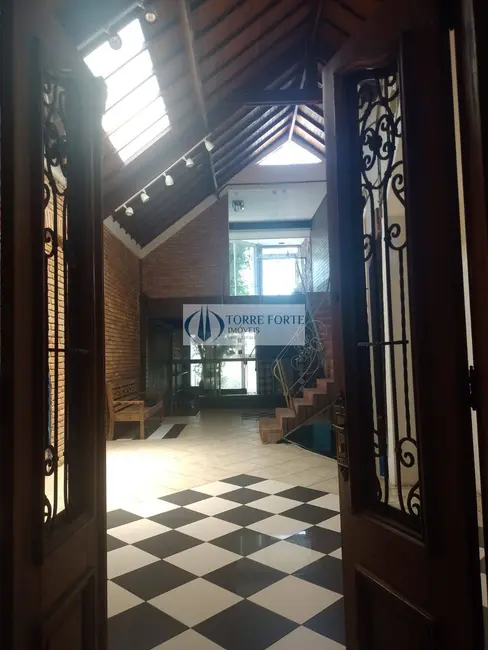 Foto 2 de Casa com 2 quartos à venda, 167m2 em Vila Firmiano Pinto, São Paulo - SP