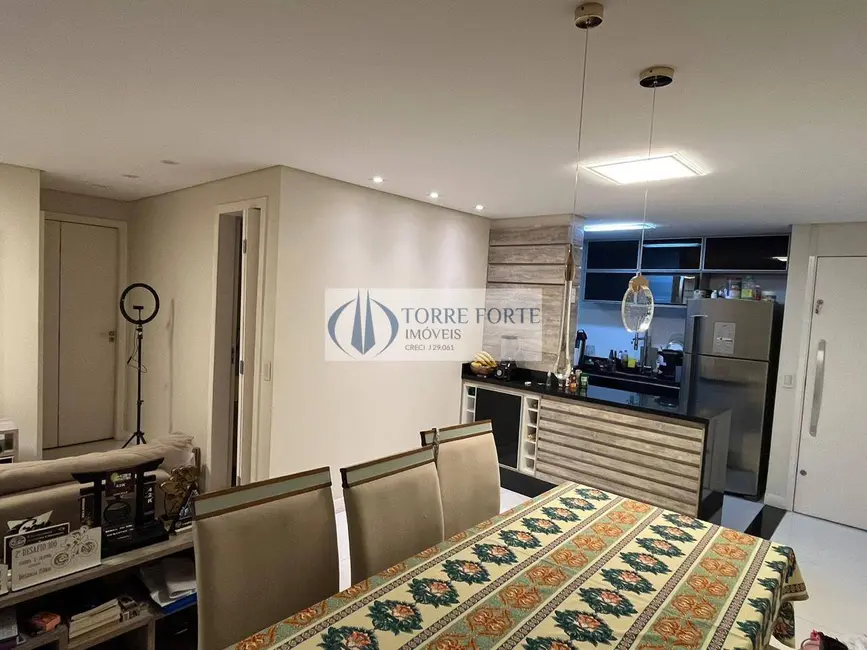 Foto 3 de Apartamento com 3 quartos à venda, 61m2 em Vila Antonieta, São Paulo - SP