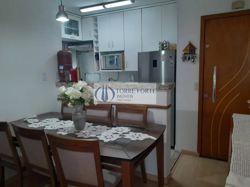 Foto 2 de Apartamento com 2 quartos à venda, 52m2 em Vila Carmosina, São Paulo - SP