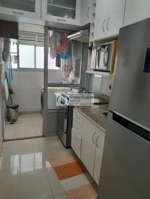 Foto 4 de Apartamento com 2 quartos à venda, 52m2 em Vila Carmosina, São Paulo - SP