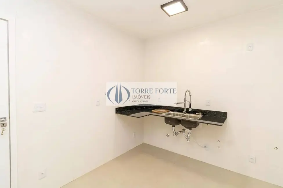 Foto 4 de Casa com 3 quartos à venda, 105m2 em Vila Paiva, São Paulo - SP