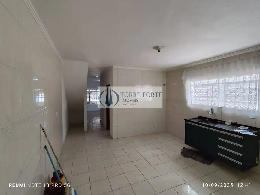 Foto 3 de Casa com 3 quartos à venda, 165m2 em Vila Jacuí, São Paulo - SP