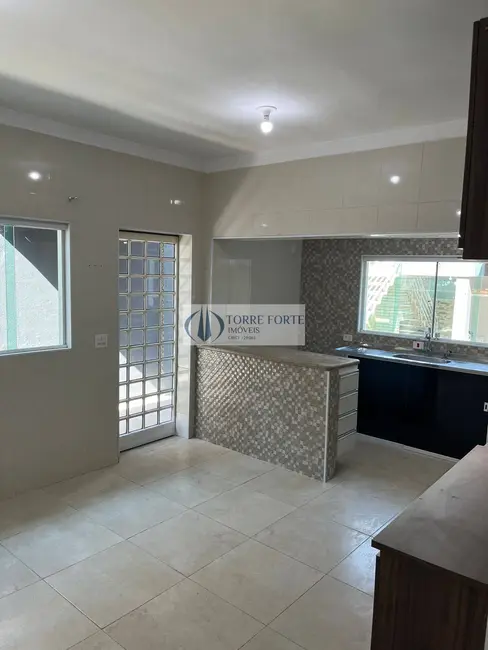 Foto 4 de Casa com 3 quartos à venda e para alugar, 260m2 em Jardim Maringá, São Paulo - SP