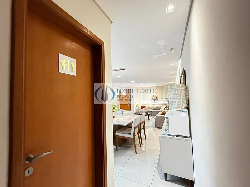 Foto 9 de Casa com 3 quartos à venda, 375m2 em Cidade Mãe do Céu, São Paulo - SP