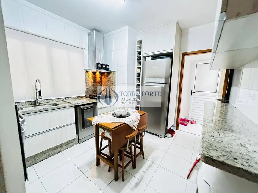 Foto 8 de Casa com 3 quartos à venda, 375m2 em Cidade Mãe do Céu, São Paulo - SP