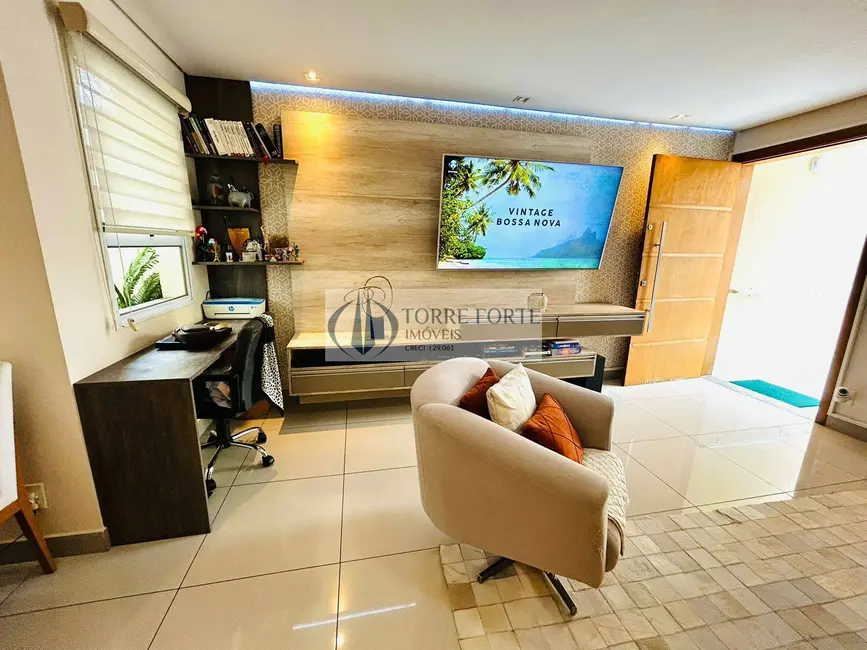 Foto 3 de Casa com 3 quartos à venda, 375m2 em Cidade Mãe do Céu, São Paulo - SP