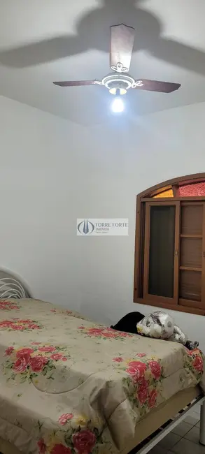 Foto 9 de Casa com 2 quartos à venda, 70m2 em Mongagua - SP