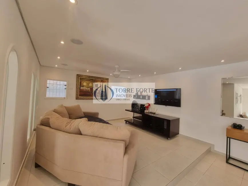 Foto 8 de Casa com 6 quartos à venda, 260m2 em Jardim Enseada, Guaruja - SP