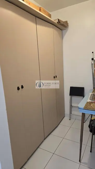 Foto 2 de Apartamento com 2 quartos à venda, 80m2 em Moema, São Paulo - SP