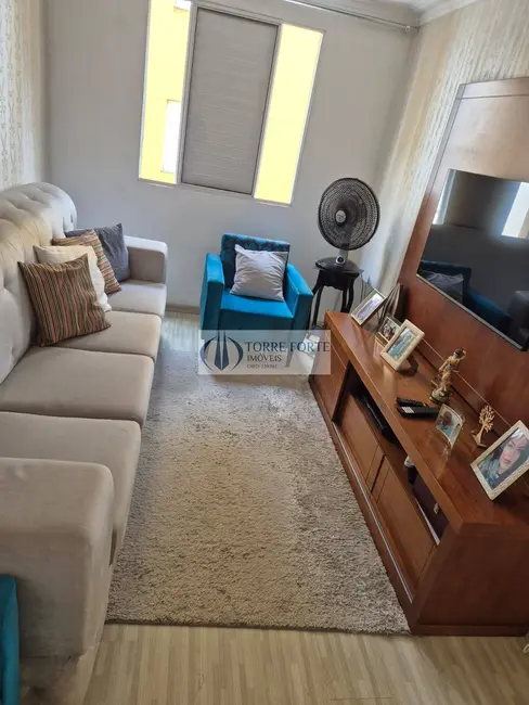 Foto 2 de Apartamento com 3 quartos à venda, 95m2 em Vila Carmosina, São Paulo - SP