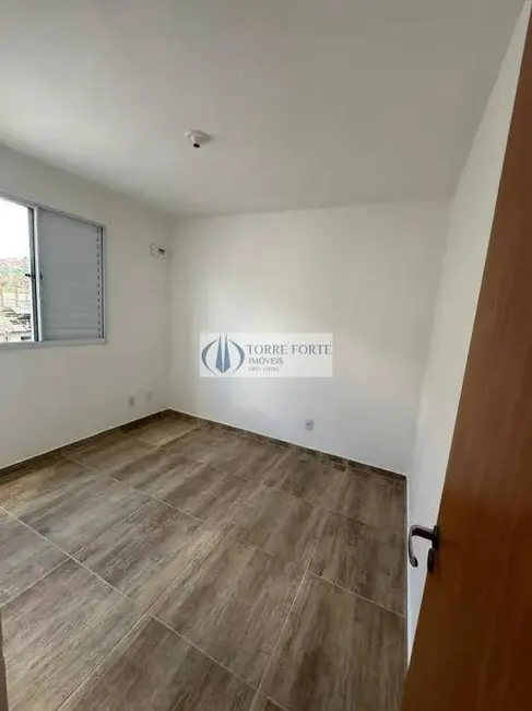 Foto 3 de Apartamento com 2 quartos à venda, 39m2 em Parque Santa Rosa, Suzano - SP