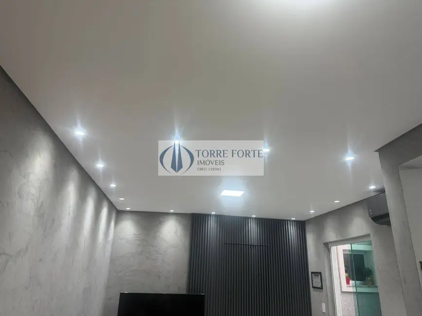 Foto 2 de Apartamento com 2 quartos à venda, 65m2 em Vila Camilópolis, Santo Andre - SP