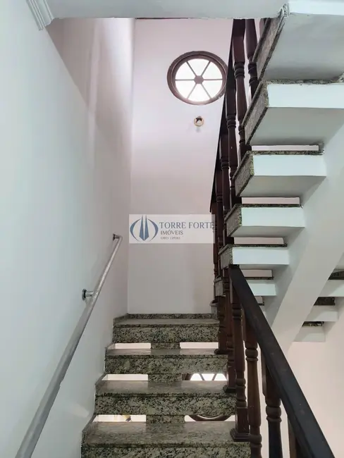 Foto 2 de Casa com 3 quartos para alugar, 375m2 em Vila Regente Feijó, São Paulo - SP