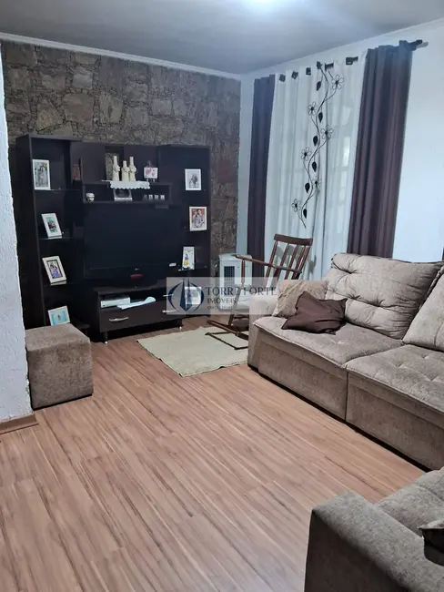 Foto 1 de Sobrado com 3 quartos à venda, 150m2 em Vila Lucinda, Santo Andre - SP