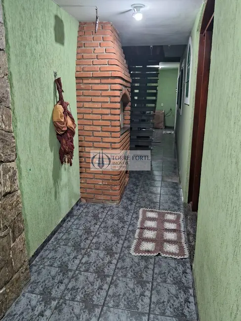 Foto 2 de Sobrado com 3 quartos à venda, 150m2 em Vila Lucinda, Santo Andre - SP