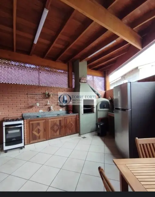 Foto 6 de Casa com 4 quartos à venda, 250m2 em Chácaras Maringá, Atibaia - SP