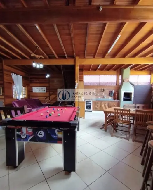 Foto 2 de Casa com 4 quartos à venda, 250m2 em Chácaras Maringá, Atibaia - SP