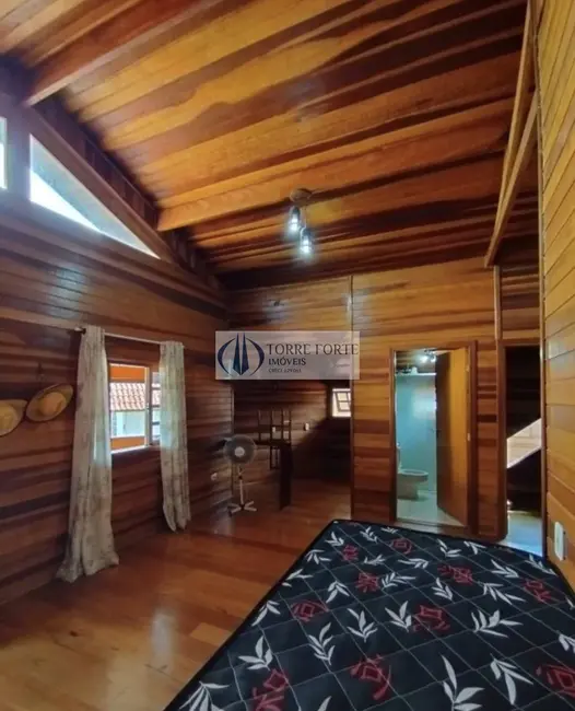 Foto 7 de Casa com 4 quartos à venda, 250m2 em Chácaras Maringá, Atibaia - SP