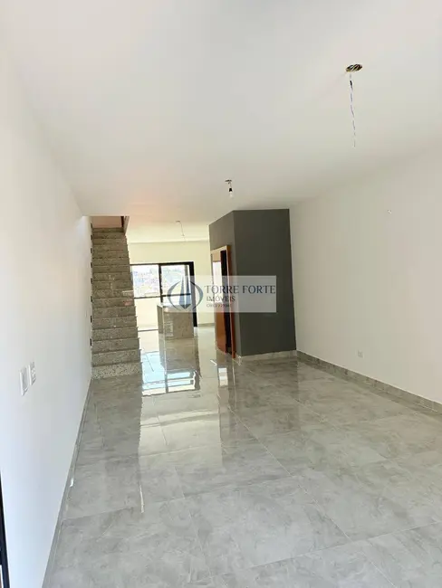 Casa com 3 quartos à venda, 200m2 em Vila Santa Isabel, São Paulo - SP - imagem 5 Foto 5 de Casa com 3 quartos à venda, 200m2 em Vila Santa Isabel, São Paulo - SP