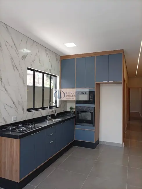 Foto 3 de Casa com 3 quartos à venda, 125m2 em Jardim Moraes, Itaquaquecetuba - SP