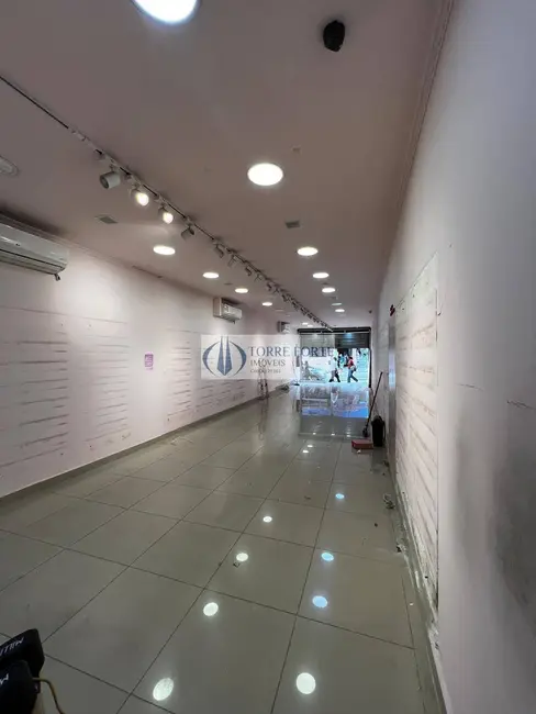 Sala Comercial à venda e para alugar, 320m2 em Tatuapé, São Paulo - SP - imagem 6 Foto 6 de Sala Comercial à venda e para alugar, 320m2 em Tatuapé, São Paulo - SP
