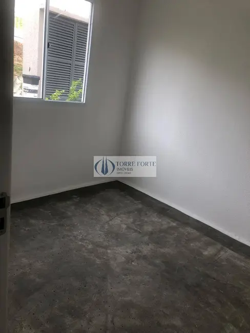 Foto 4 de Apartamento com 2 quartos à venda, 49m2 em Vila Perracini, Poa - SP