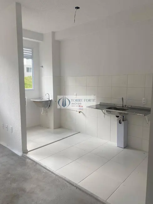 Foto 2 de Apartamento com 2 quartos à venda, 49m2 em Vila Perracini, Poa - SP