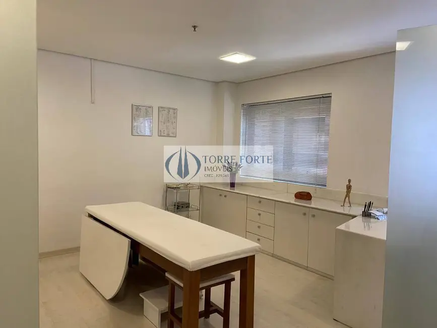 Foto 4 de Sala Comercial à venda, 35m2 em Pinheiros, São Paulo - SP