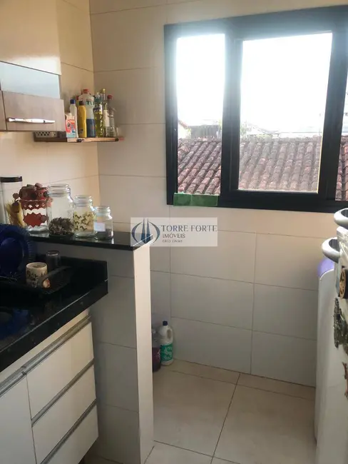 Foto 3 de Casa com 2 quartos à venda, 51m2 em Guilhermina, Praia Grande - SP