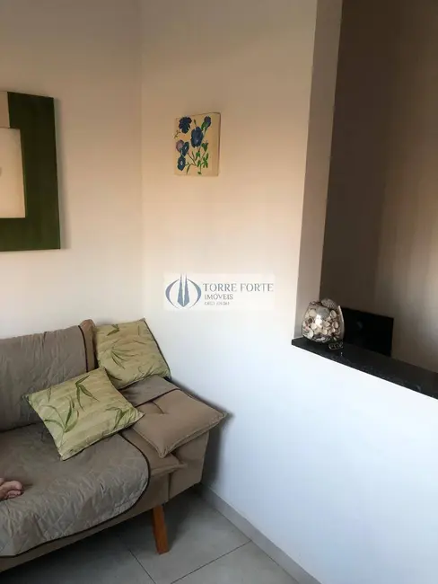 Foto 7 de Casa com 2 quartos à venda, 51m2 em Guilhermina, Praia Grande - SP