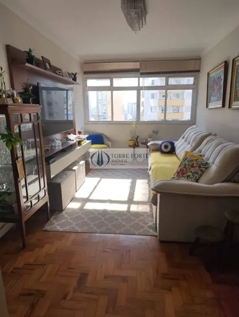 Foto 2 de Apartamento com 4 quartos à venda, 83m2 em Aclimação, São Paulo - SP