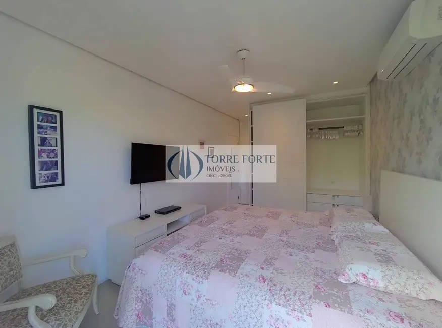 Foto 8 de Casa com 4 quartos à venda e para alugar, 179m2 em Sao Sebastiao - SP